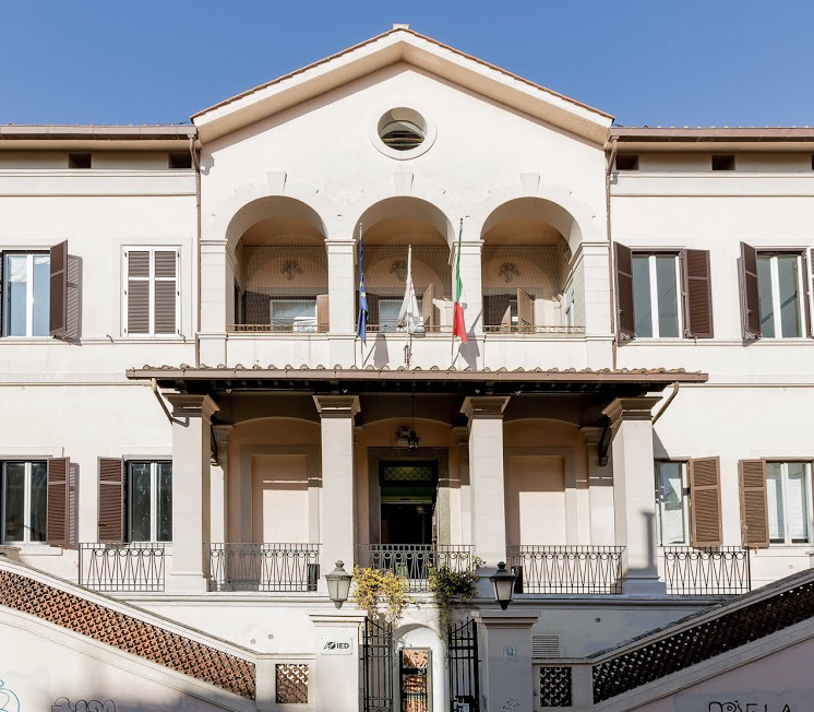 Americo Bazzoffia presenta la XVIII Edizione del corso in Comunicazione web multimediale, socialmedia ed e-commerce allo IED Istituto Europeo di Design di Roma