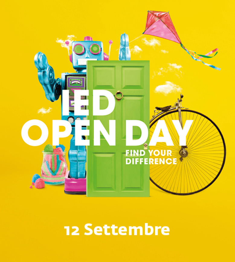 Il prof. Americo Bazzoffia interviene all'Open Day dello IED presentando la XVIII edizione del Corso in Comunicazione web multimediale social media ed e-commerce